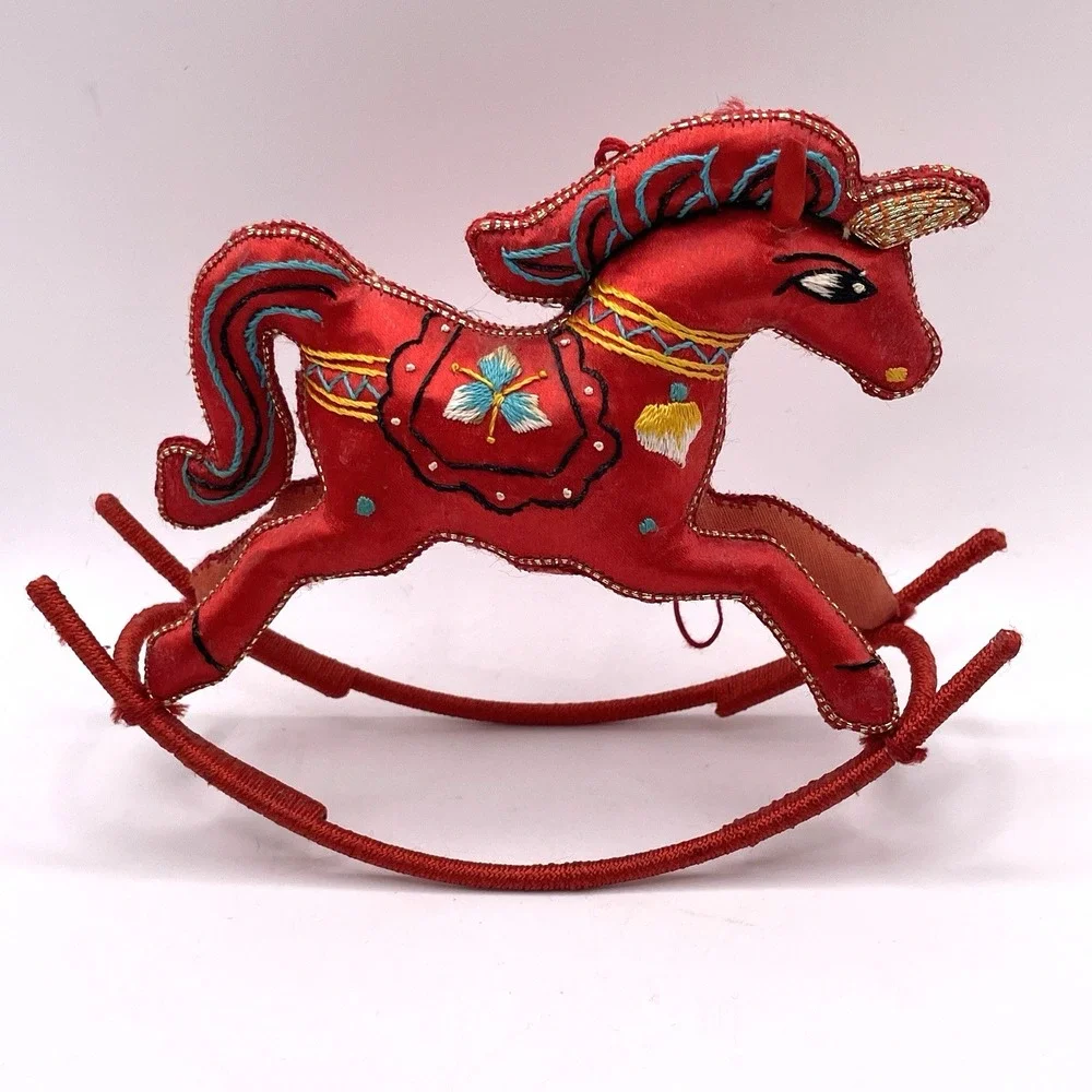 The Unbranded Brand vintage chinese